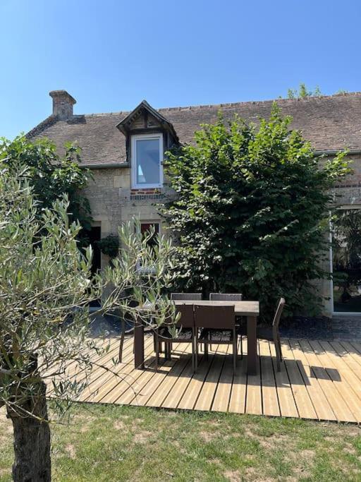 Charmante Maison Du XVIII En Pierre Renovee Colleville-Montgomery Eksteriør billede