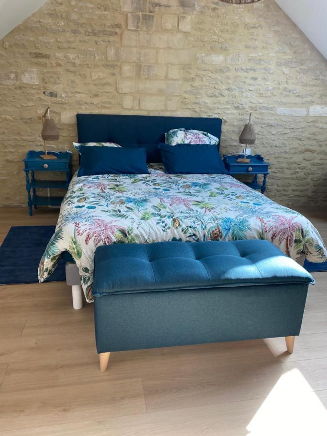 Charmante Maison Du XVIII En Pierre Renovee Colleville-Montgomery Eksteriør billede