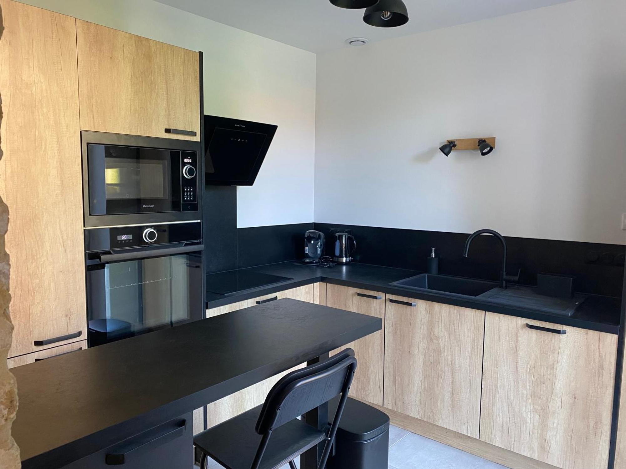 Charmante Maison Du XVIII En Pierre Renovee Colleville-Montgomery Eksteriør billede